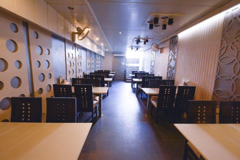 Hotel Central Residency Varanasi Ngoại thất bức ảnh