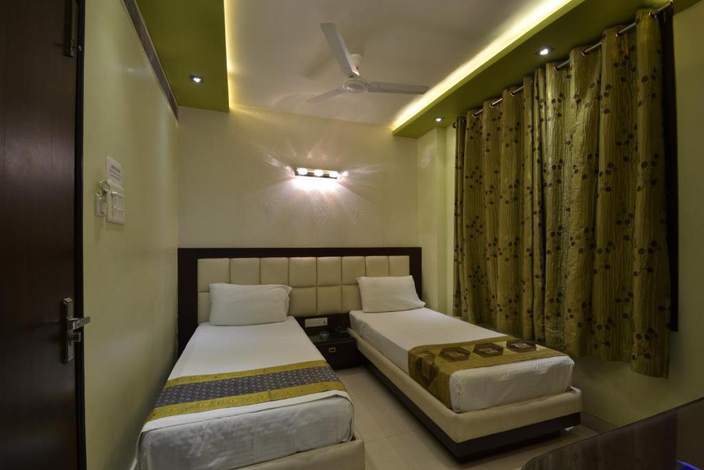 Hotel Central Residency Varanasi Ngoại thất bức ảnh